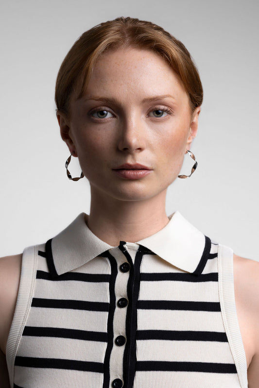 Ribbon Hoop Small Earring