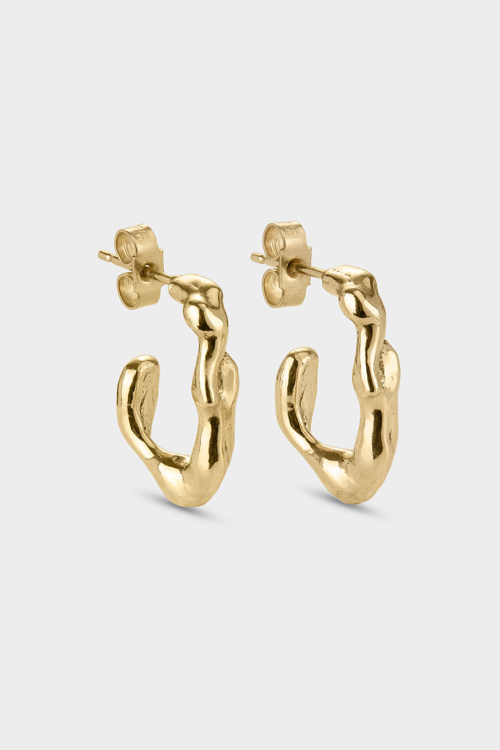 Origins Oval Huggie Earring