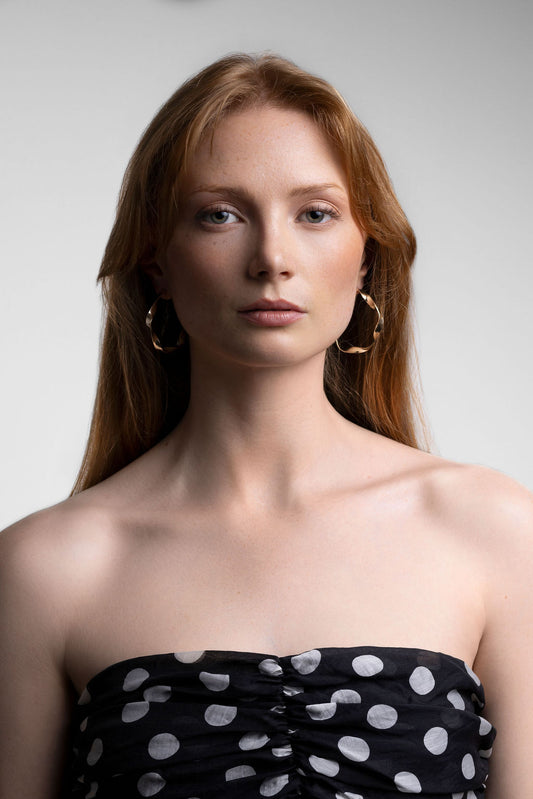 Ribbon Hoop Medium Earring