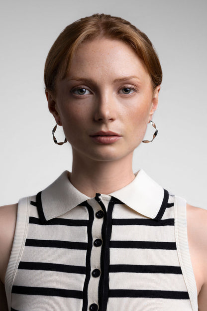 Ribbon Hoop Small Earring